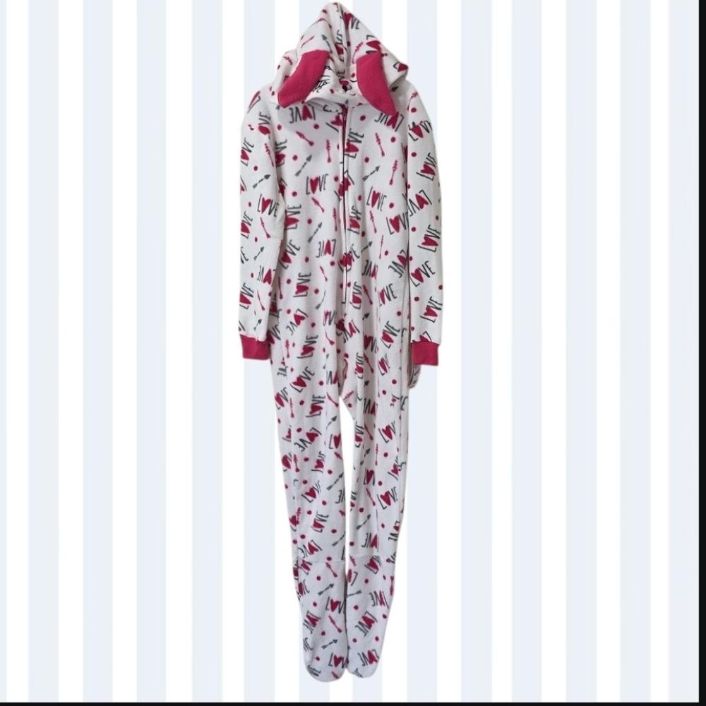 Jessica simpson valentine love graphic & arrows fleece onesie Size Junior Large